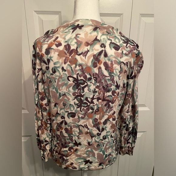 Banana Republic button down floral cardigan - Picture 4 of 5